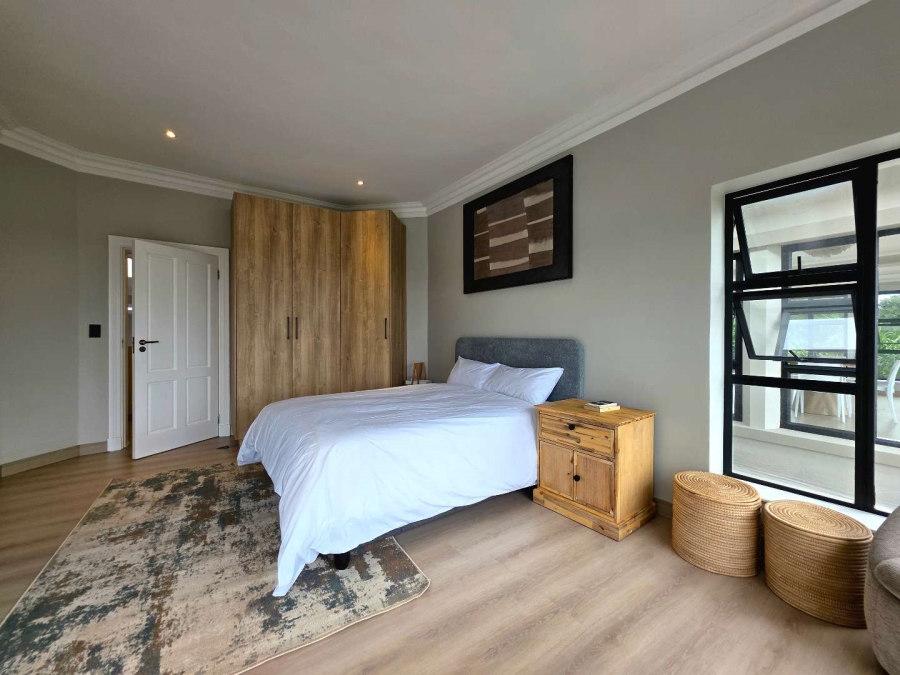 5 Bedroom Property for Sale in Plattekloof Western Cape